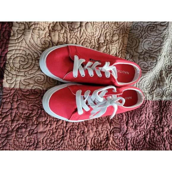 Nautica lace up canvas slip on - Picture 2 of 3